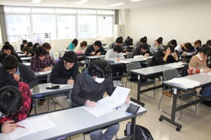模擬試験実施中!