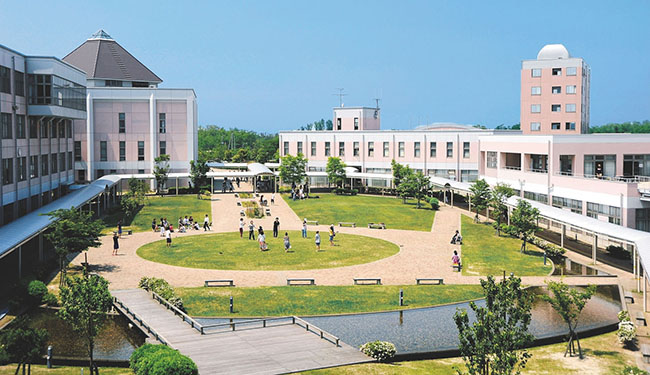 新潟医療福祉大学